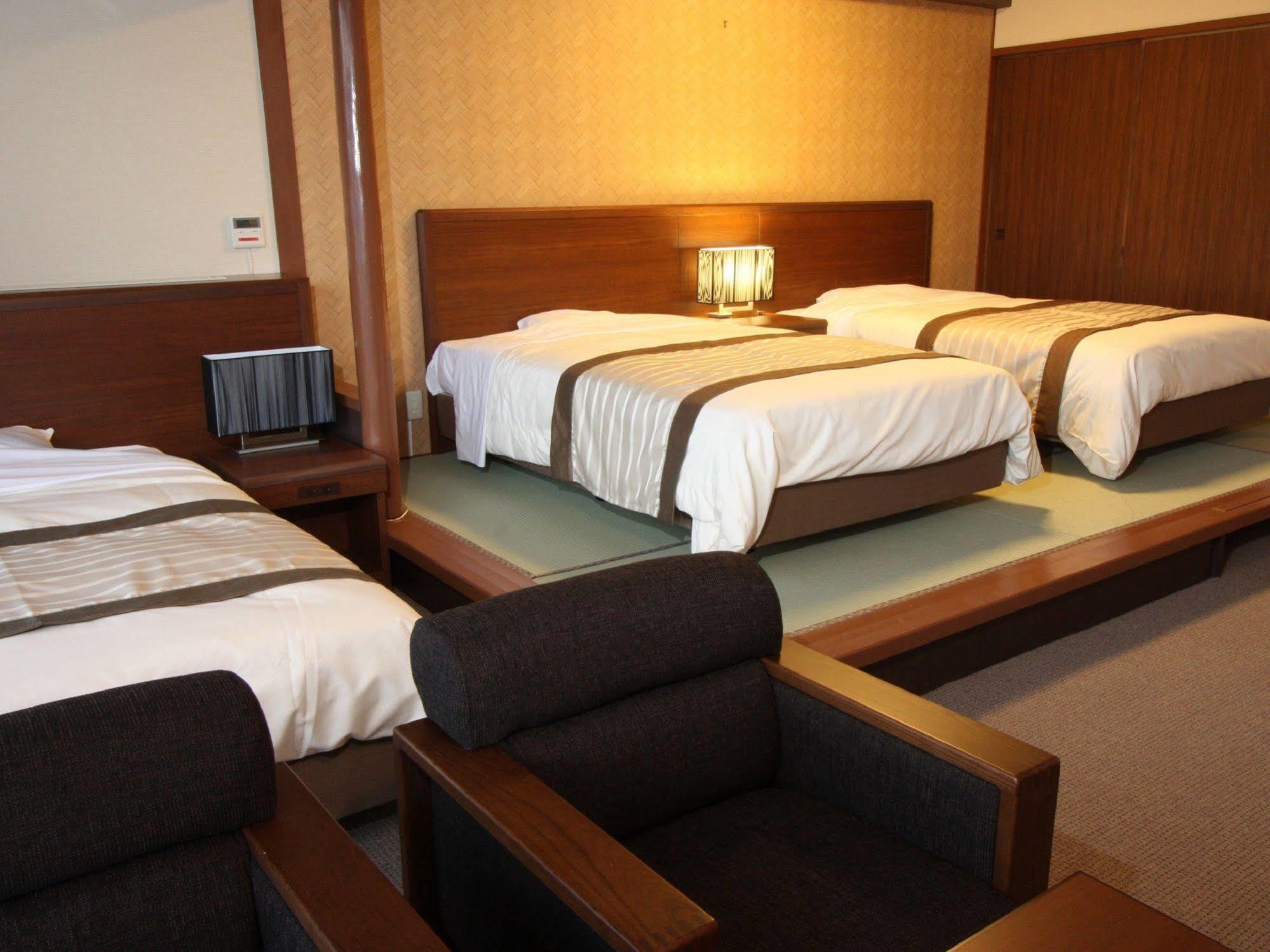 Misasa Royal Hotel Εξωτερικό φωτογραφία